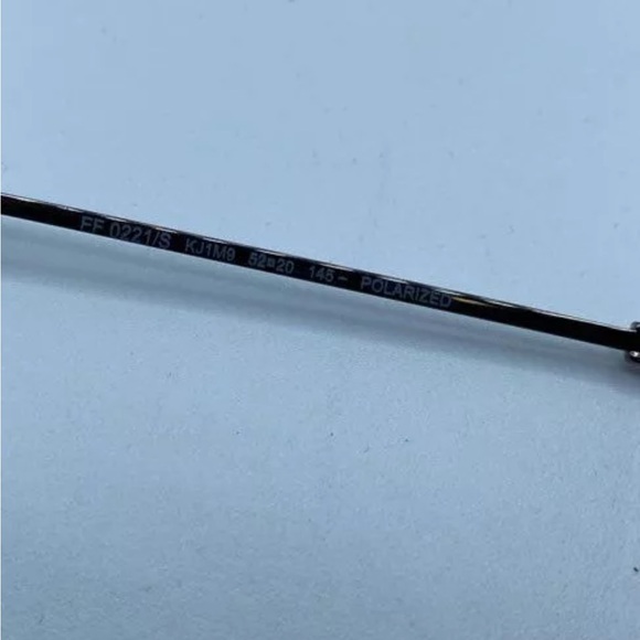 600$ Authentic Fendi Polarised Glasses Unisex. Full Inclusion. - Picture 5 of 10